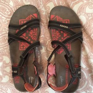 Merrell performance footwear Sandals -  Brown straps with Velcro closure.